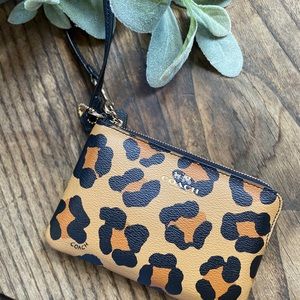 NWOT Coach Animal Print Wristlet